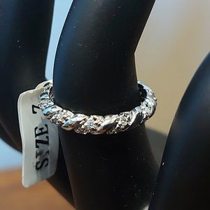 💎 3 /$25💎 Charmed Aroma Rope Band Stackable Ring